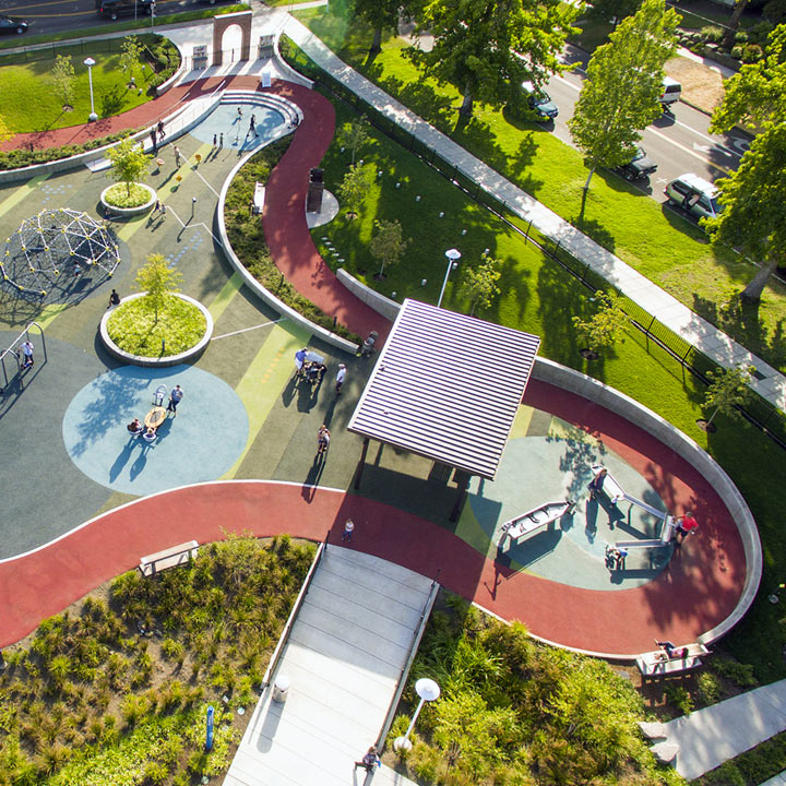 Спортивные и детские площадки