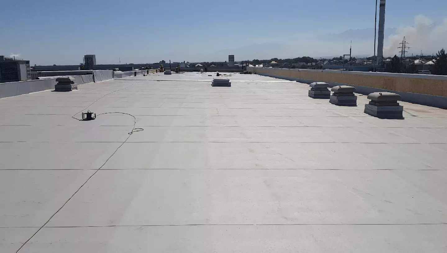 Реконструкция кровли - Табачная фабрика ФМК