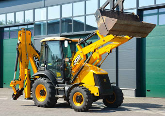 Трактор, экскаватор, погрузчик JCB 3CX